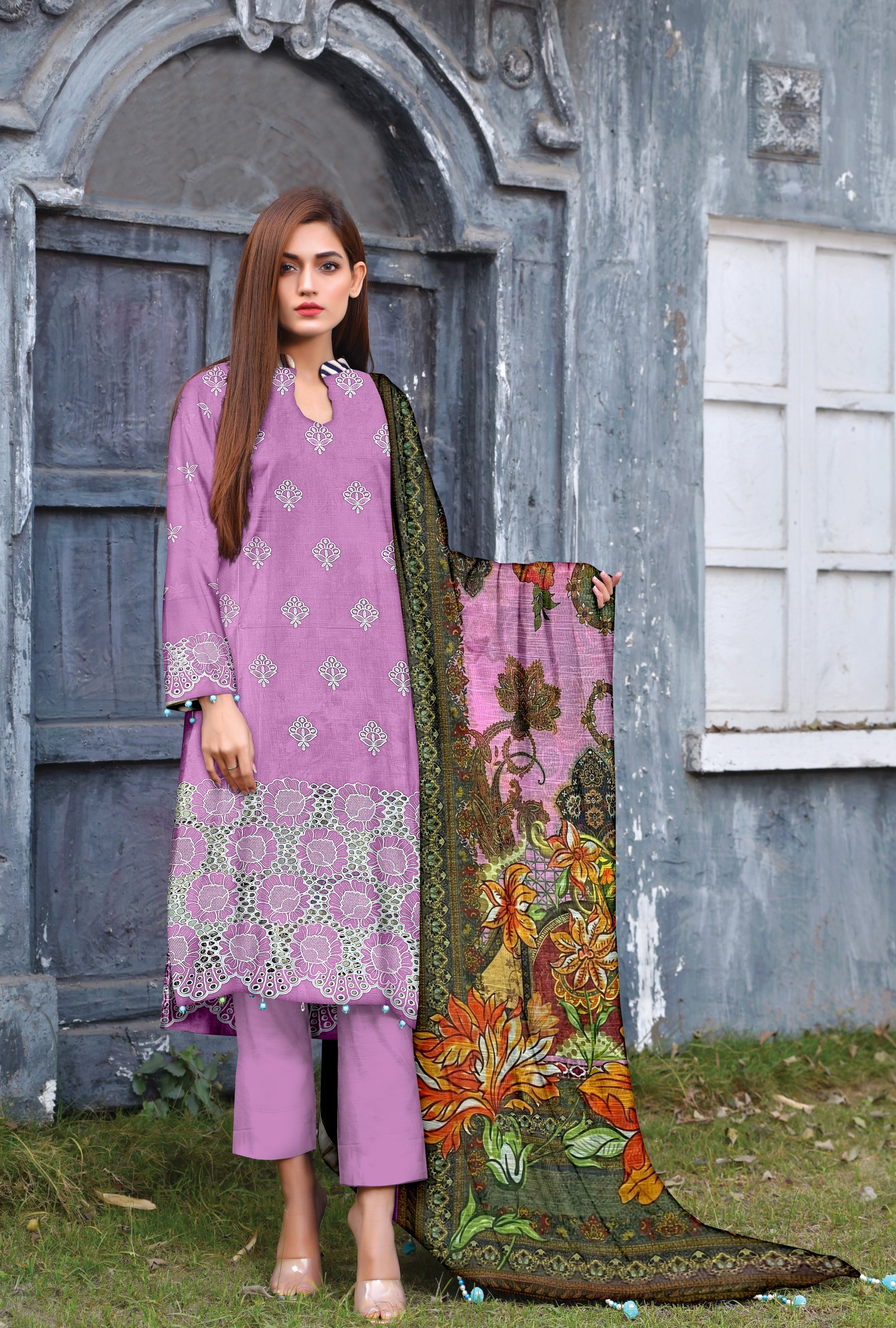 YASHFA NOOR CHIKANKARI COLLECTION 2025 SALE CK02