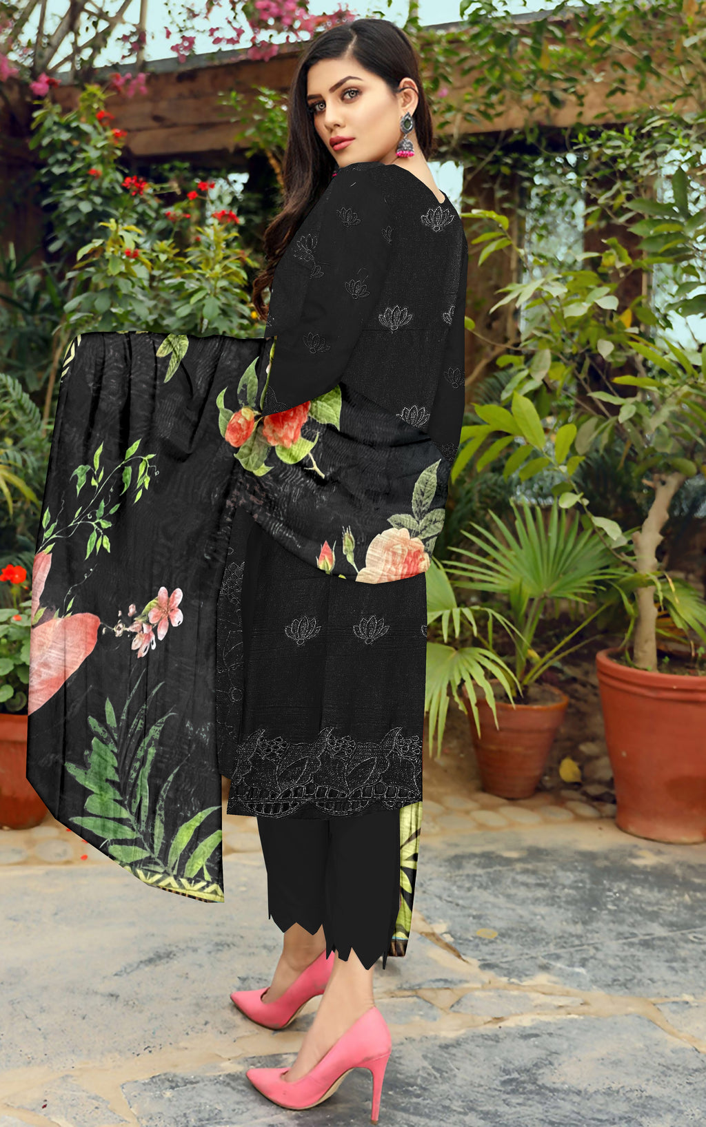 YASHFA NOOR CHIKANKARI COLLECTION 2025 SALE CK07