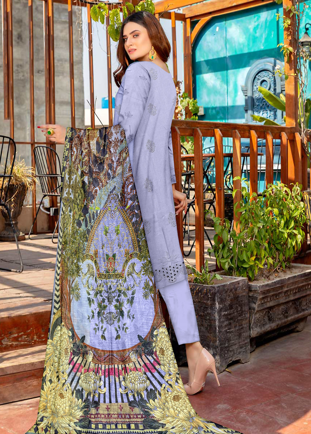 YASHFA NOOR CHIKANKARI COLLECTION 2025 SALE CK01