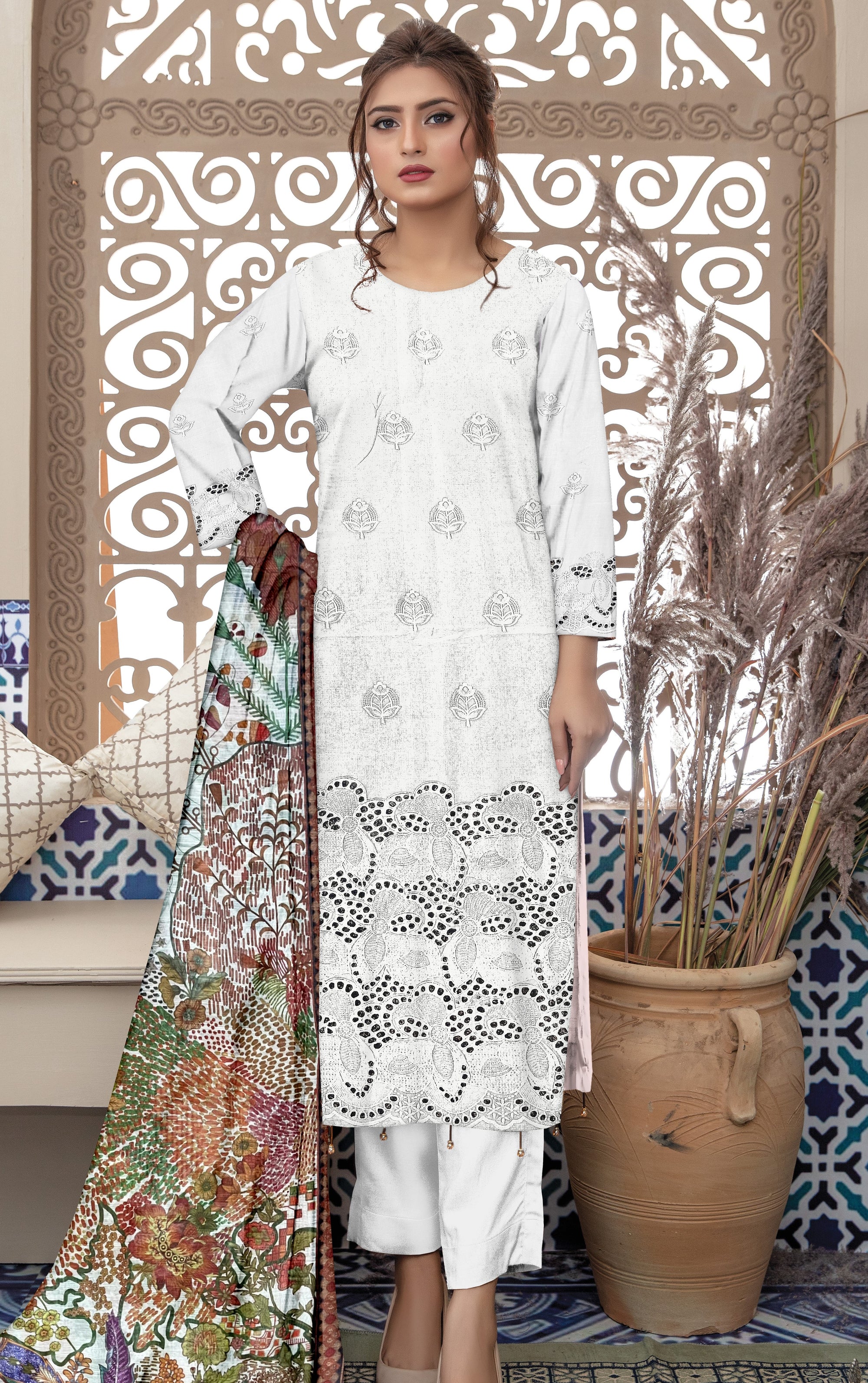 YASHFA NOOR CHIKANKARI COLLECTION 2025 SALE CK10