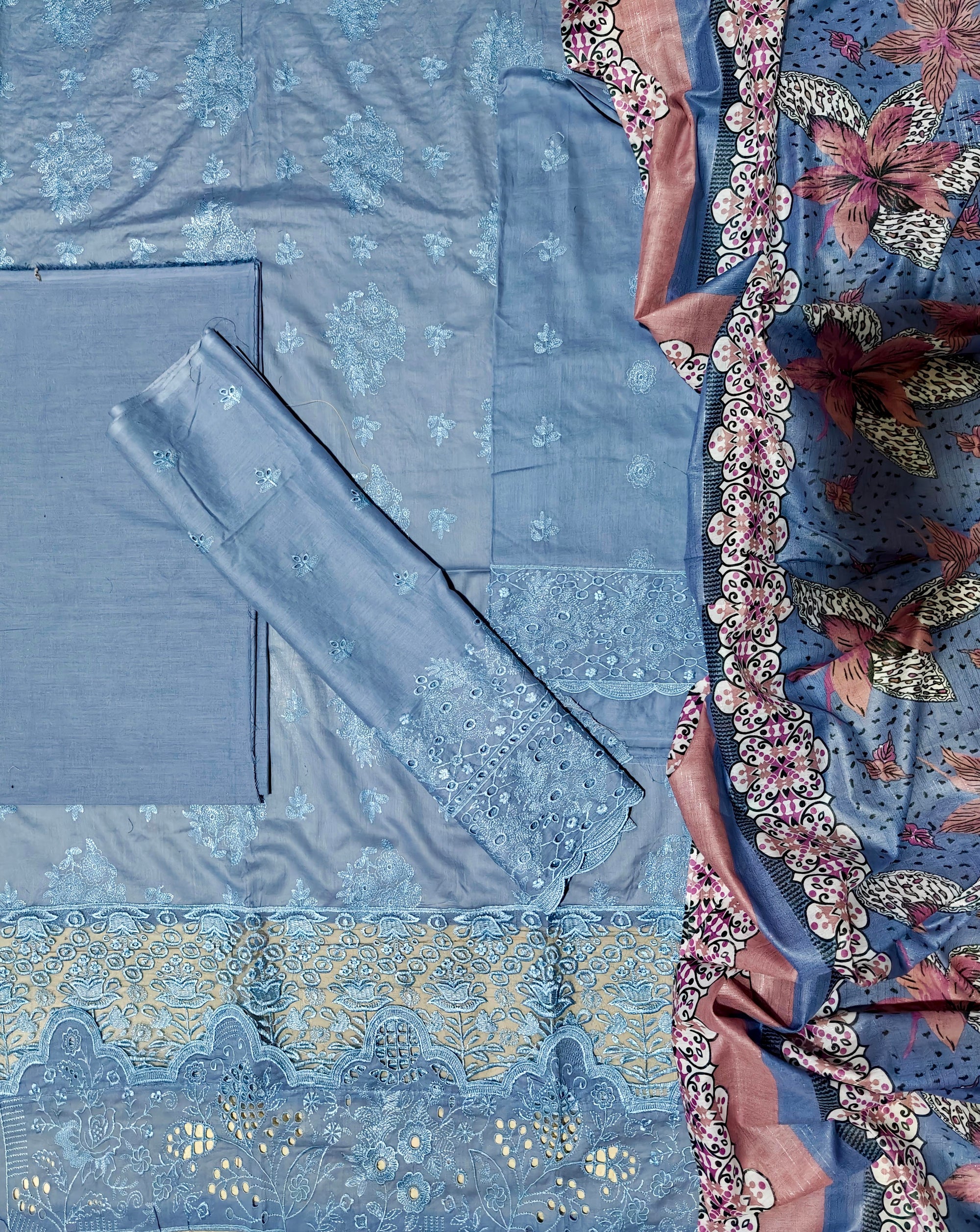YASHFA NOOR LAWN CHIKANKARI COLLECTION UNSTICHED 3PC YC02